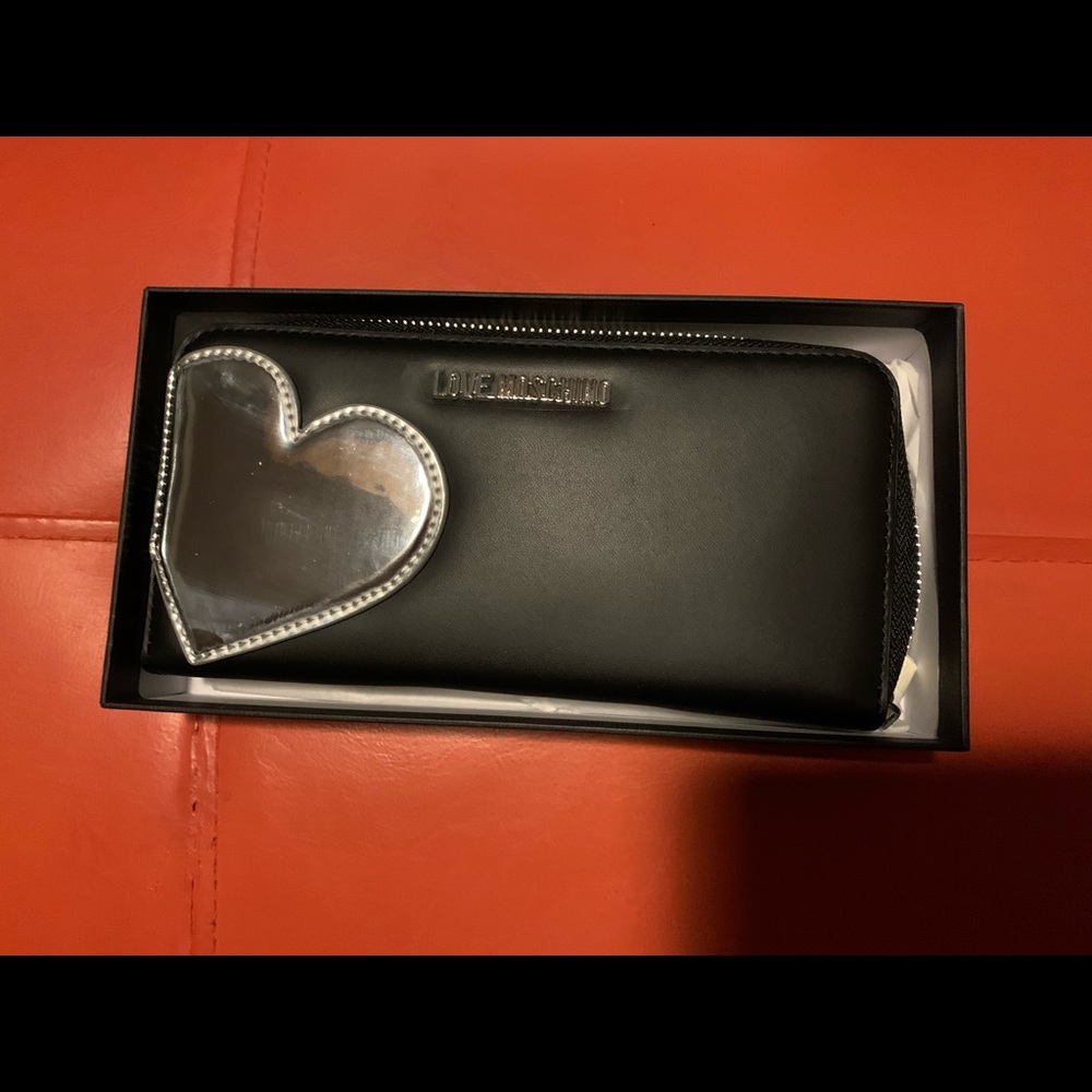 Love Moschino wallet